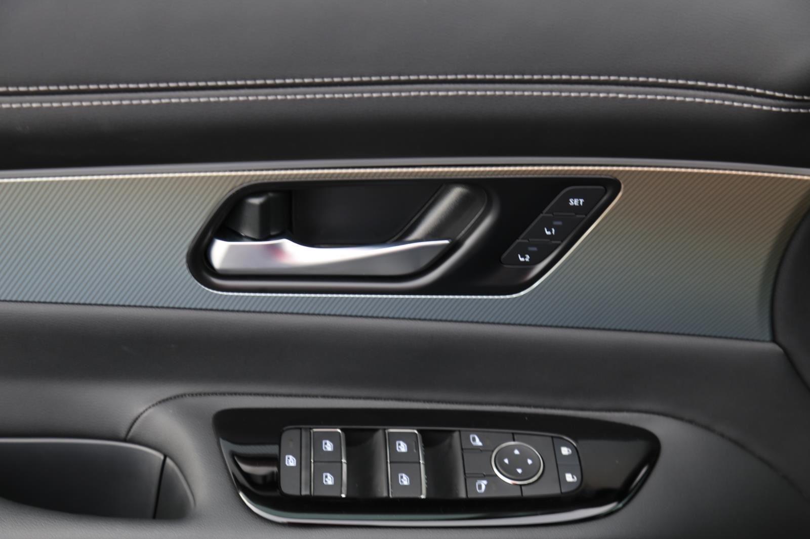 2025 Nissan Murano SL - Photo 9