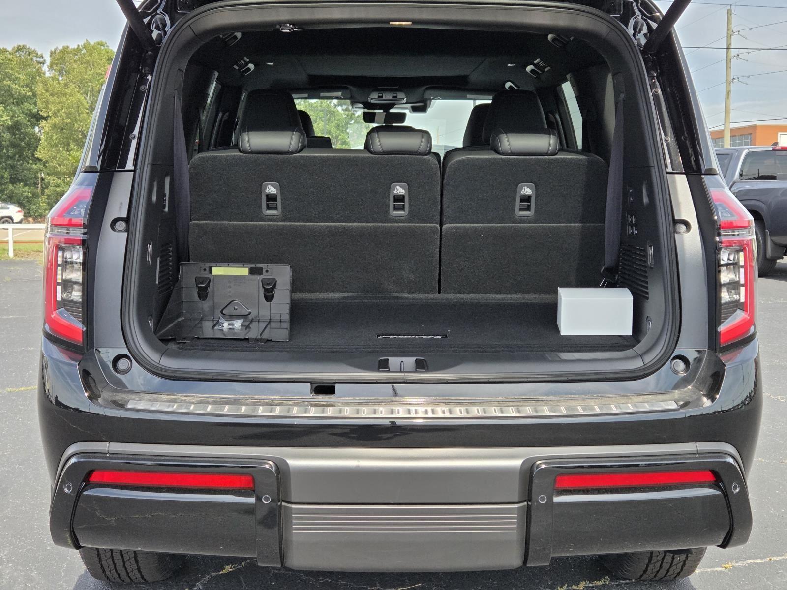 2026 Nissan Armada PRO-4X - Photo 6