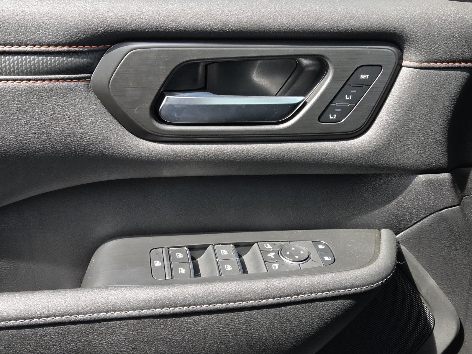 2026 Nissan Armada PRO-4X - Photo 19