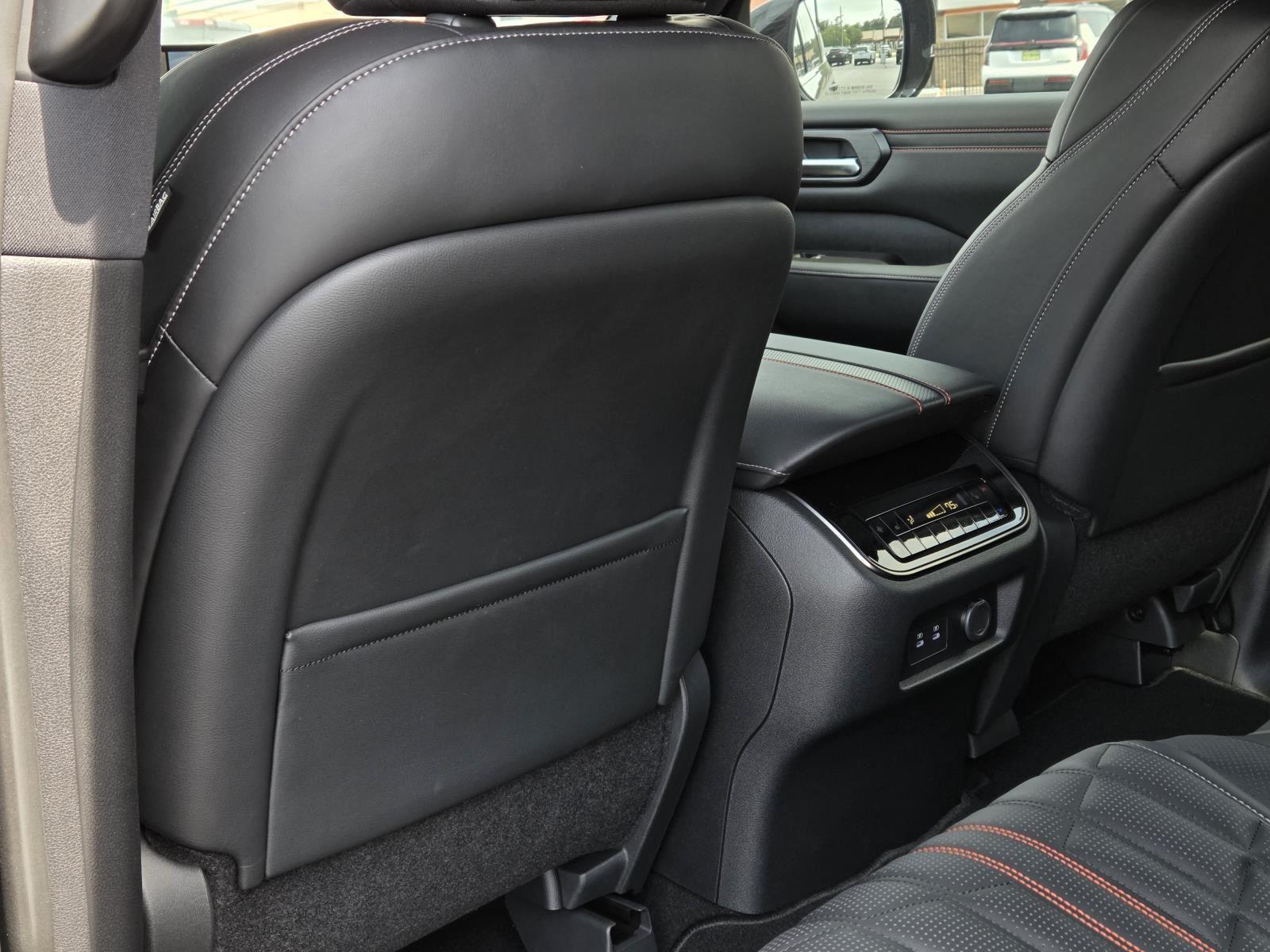 2026 Nissan Armada PRO-4X - Photo 24
