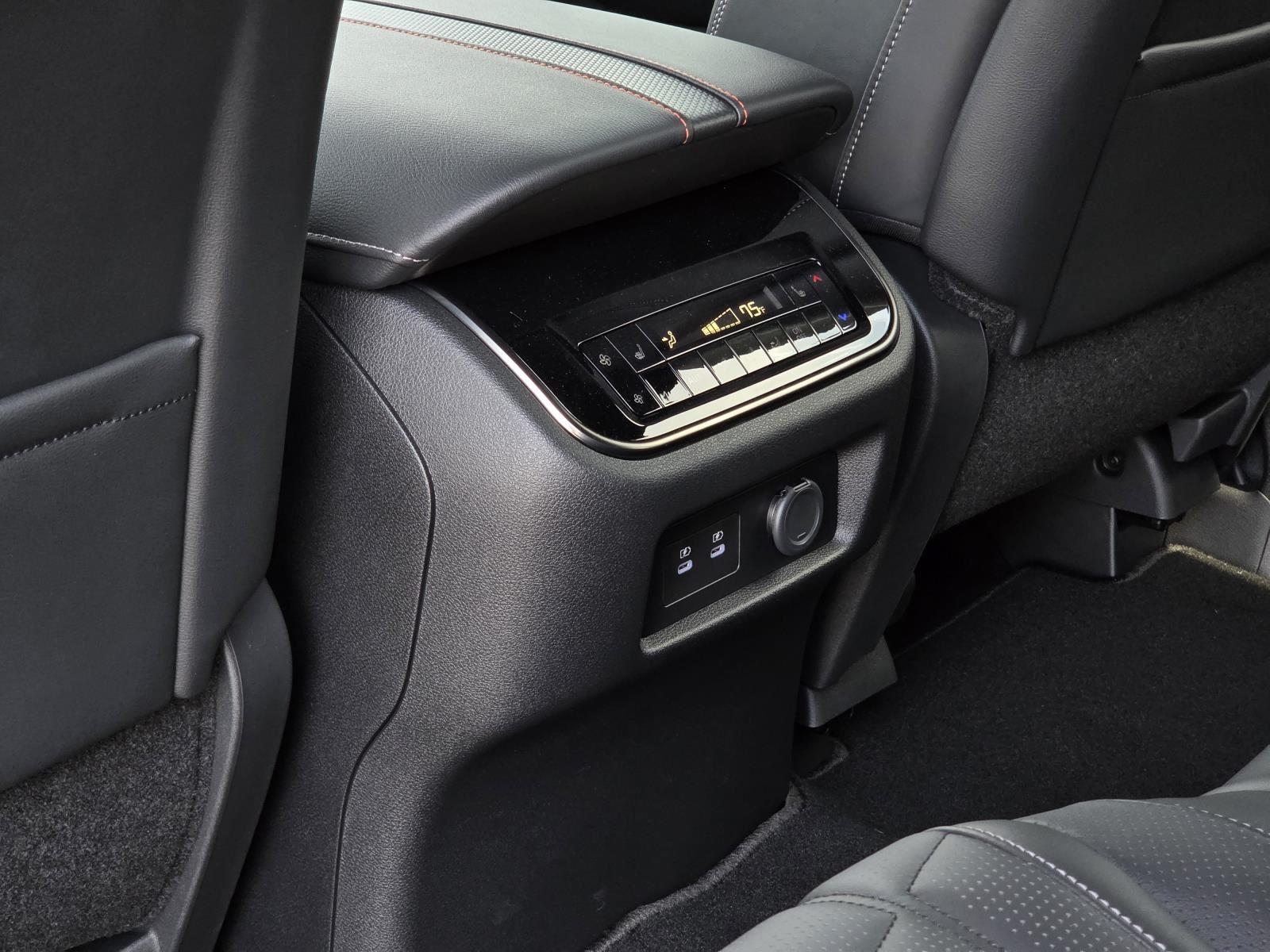 2026 Nissan Armada PRO-4X - Photo 25