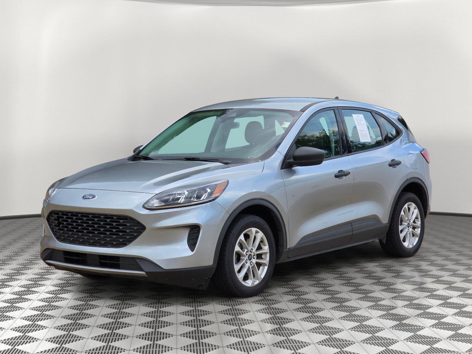 2022 Ford Escape S FWD