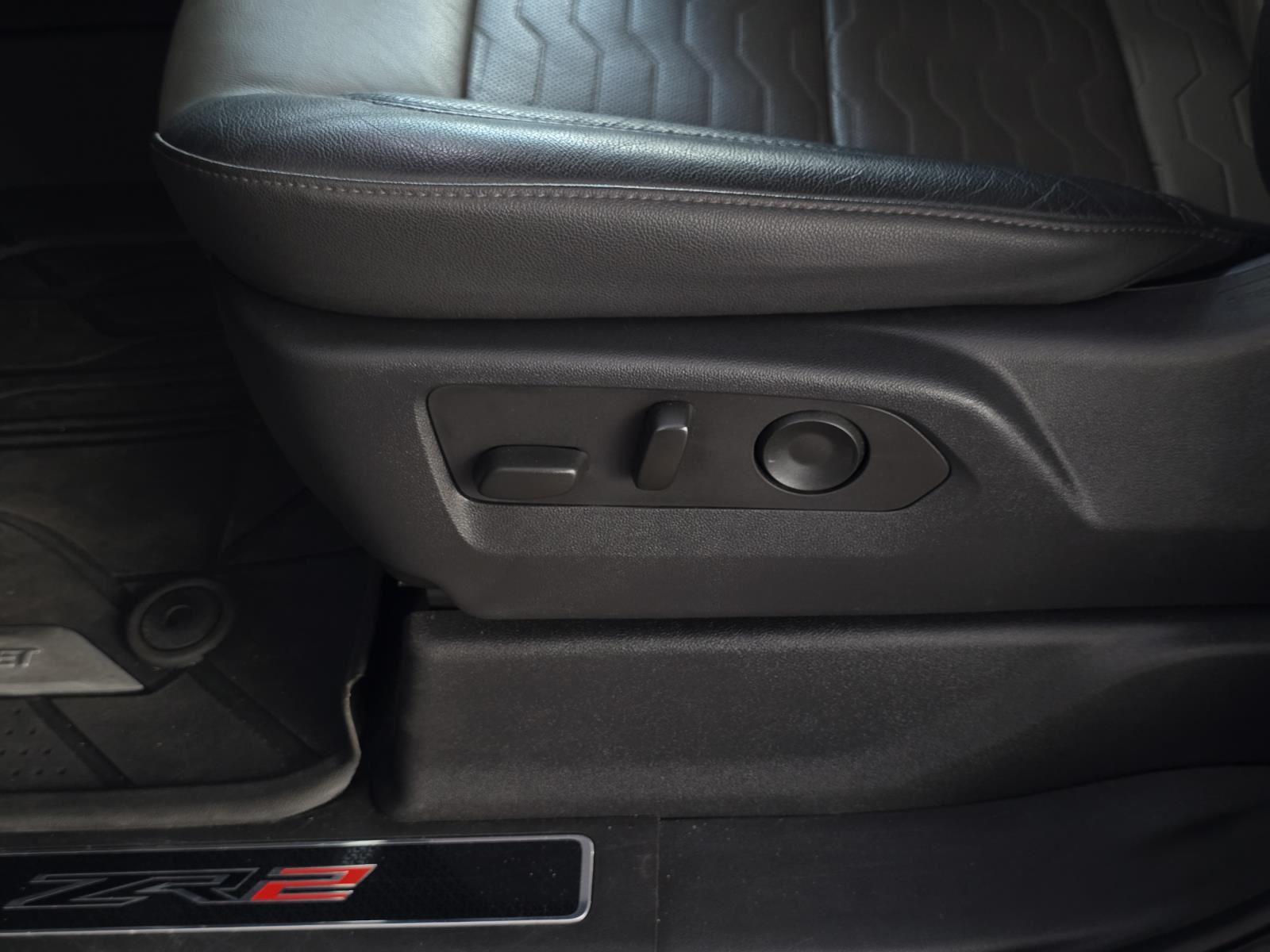 2023 Chevrolet Silverado 1500 ZR2 - Photo 35