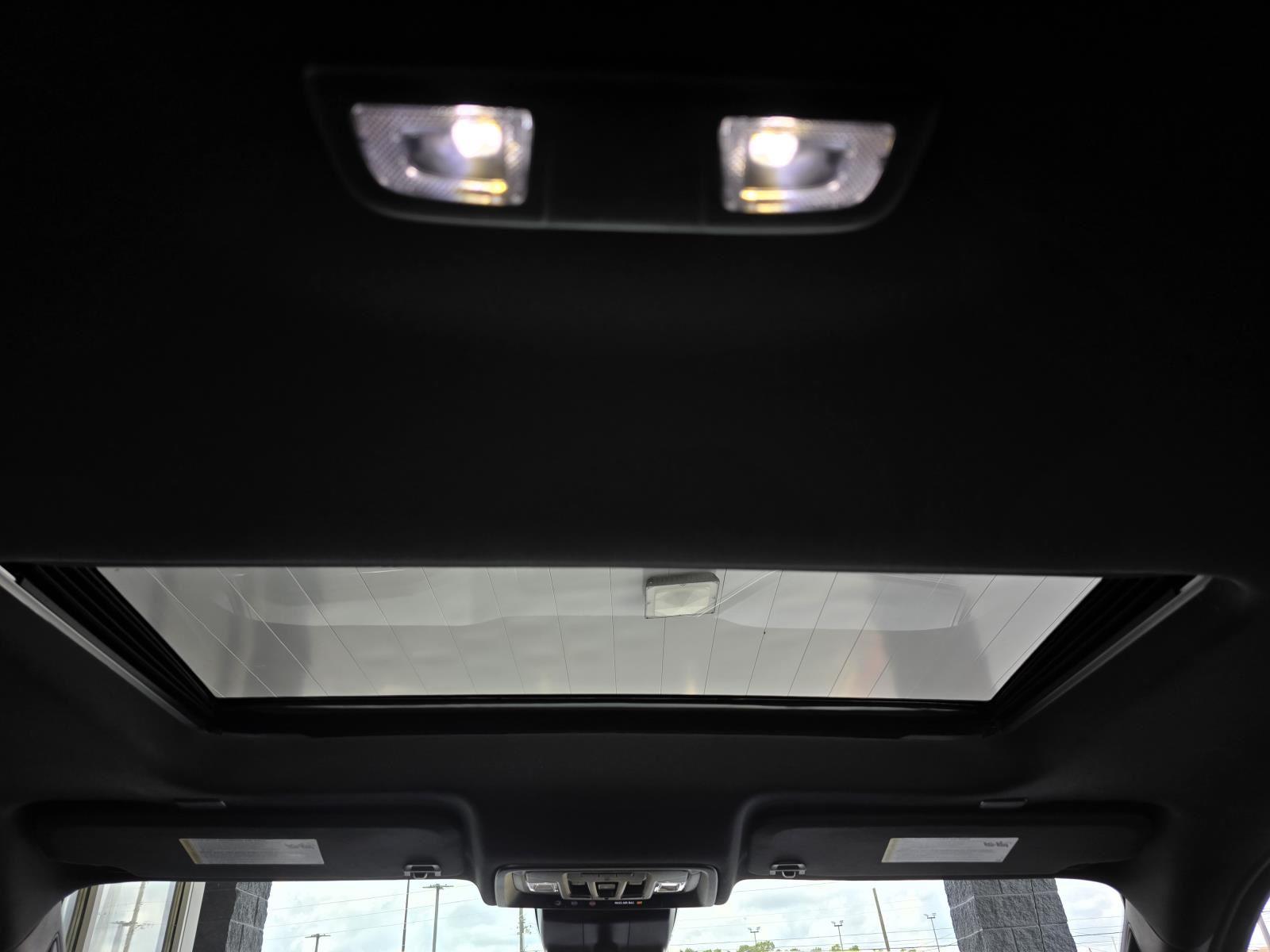 2023 Chevrolet Silverado 1500 ZR2 - Photo 20