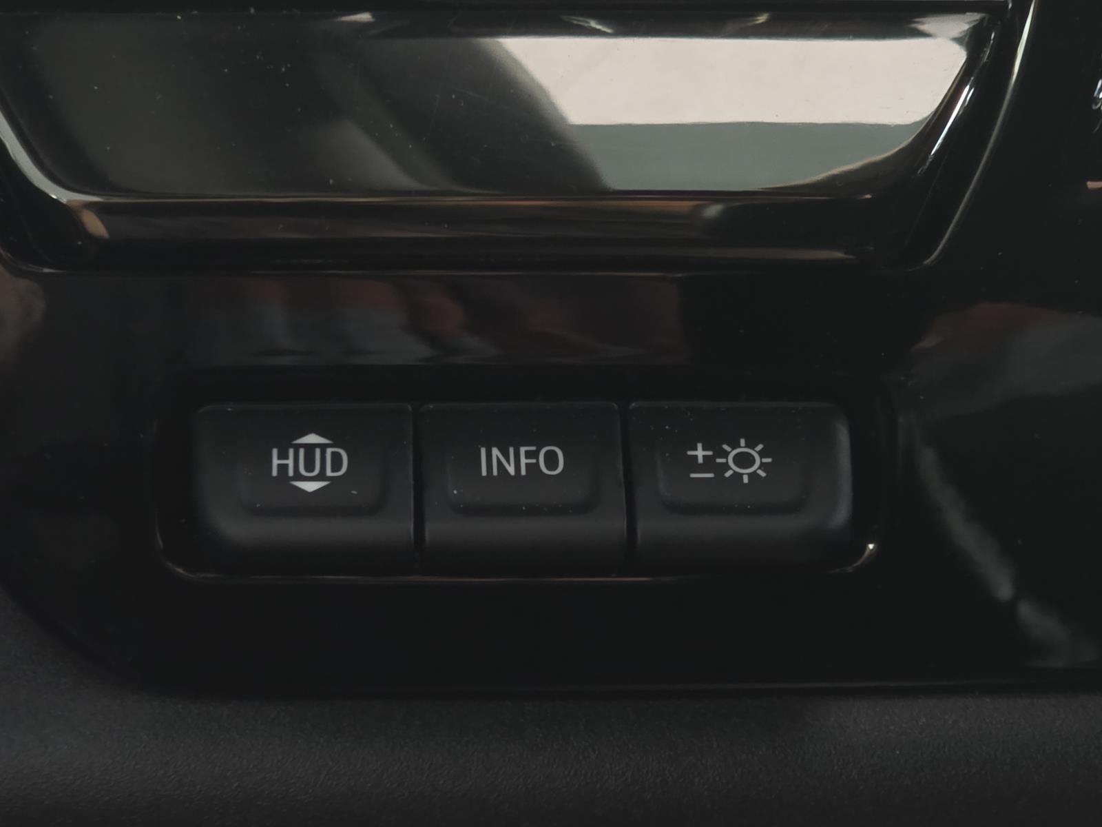 2023 Chevrolet Silverado 1500 ZR2 - Photo 23