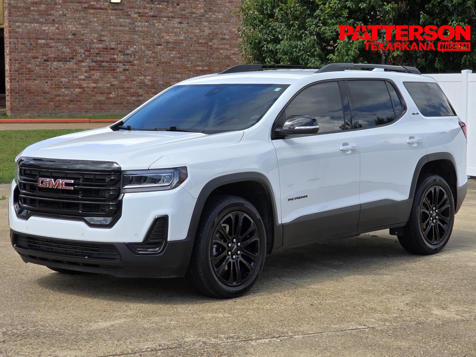 2023 GMC Acadia SLE FWD's photo