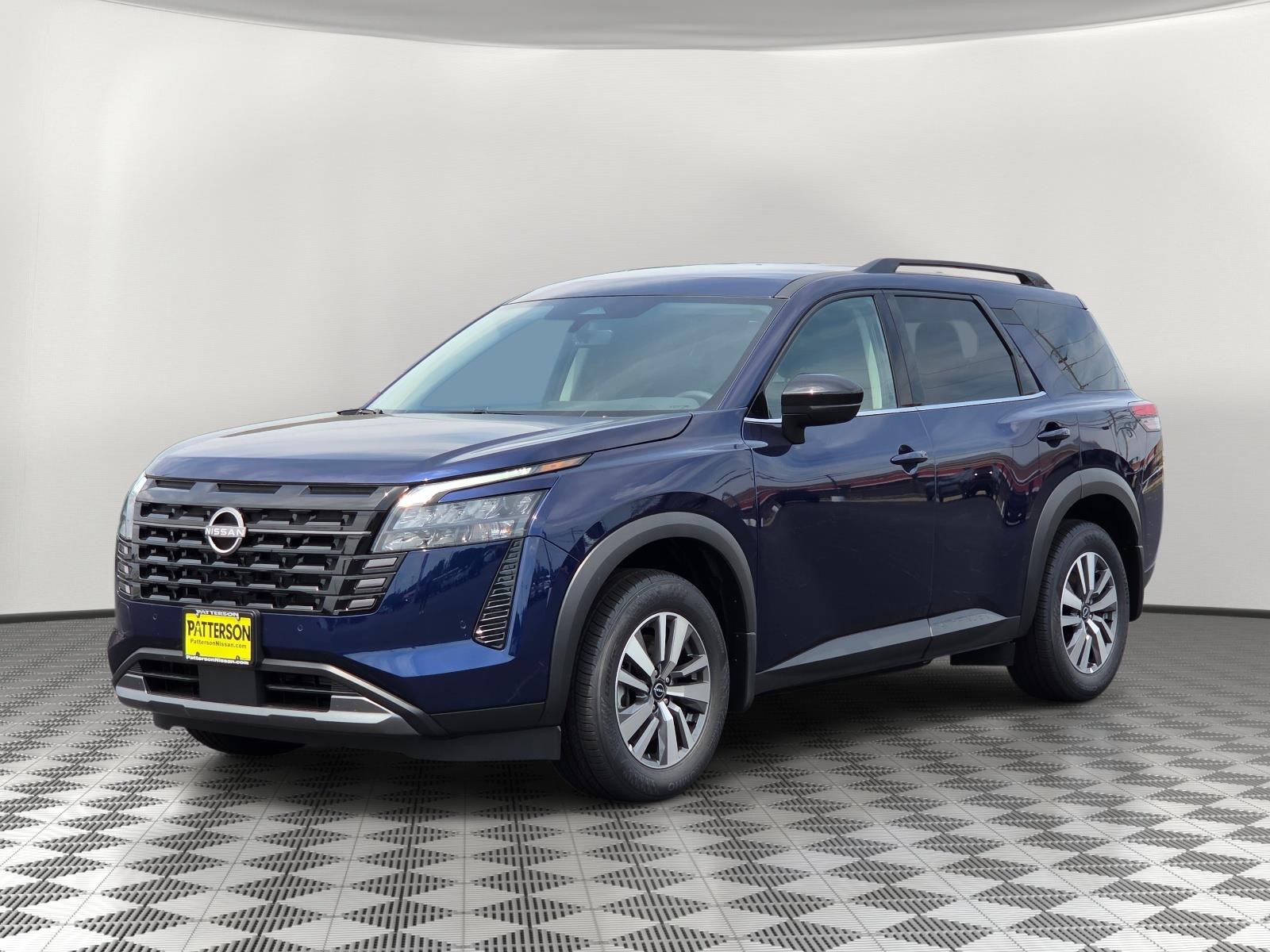 2026 Nissan Pathfinder SL 2WD's photo
