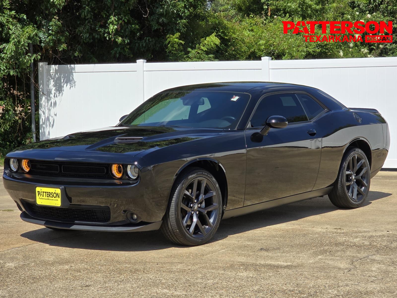 2022 Dodge Challenger SXT Auto's photo