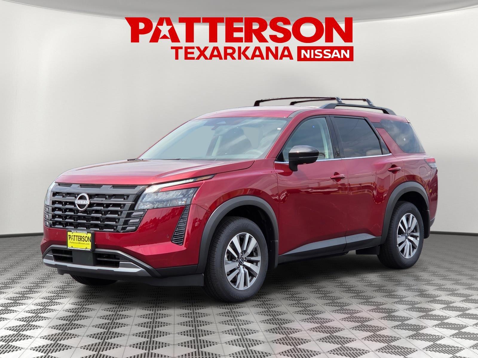 2026 Nissan Pathfinder SL 2WD's photo