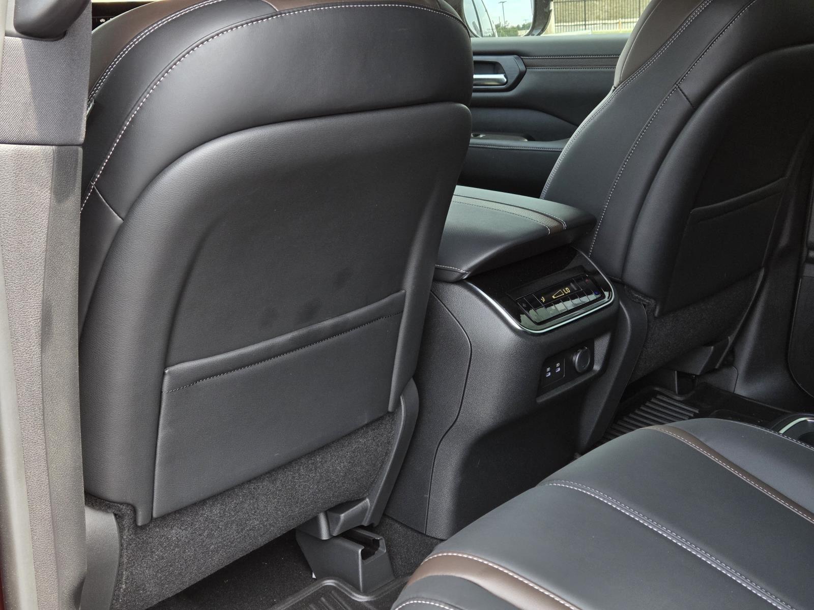 2026 Nissan Armada SL - Photo 26