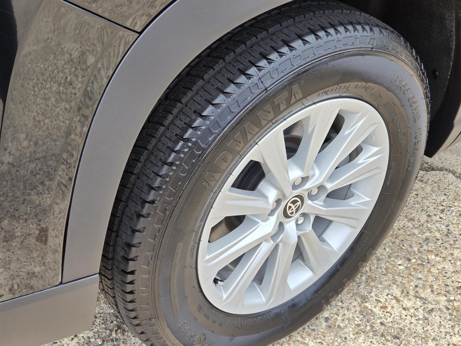 2024 Toyota Grand Highlander XLE - Photo 8