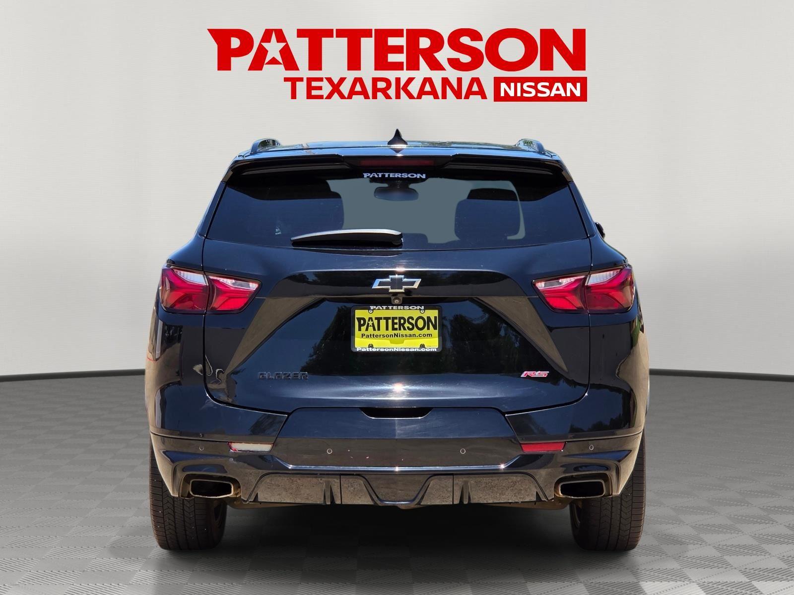 View vehicle photo 5