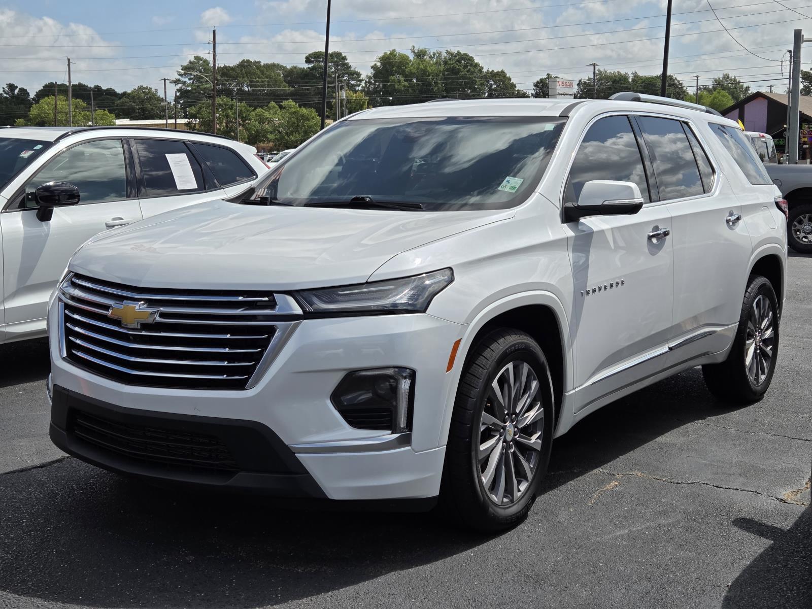  2023 Chevrolet Traverse Premier FWD   