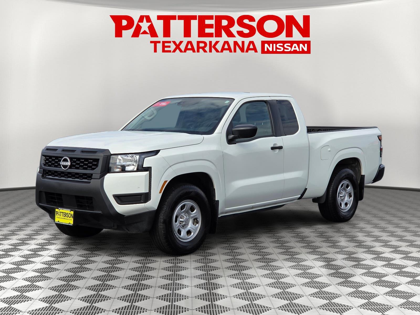 Glacier White 2025 Nissan Frontier Pickup Truck 4X2 Automatic