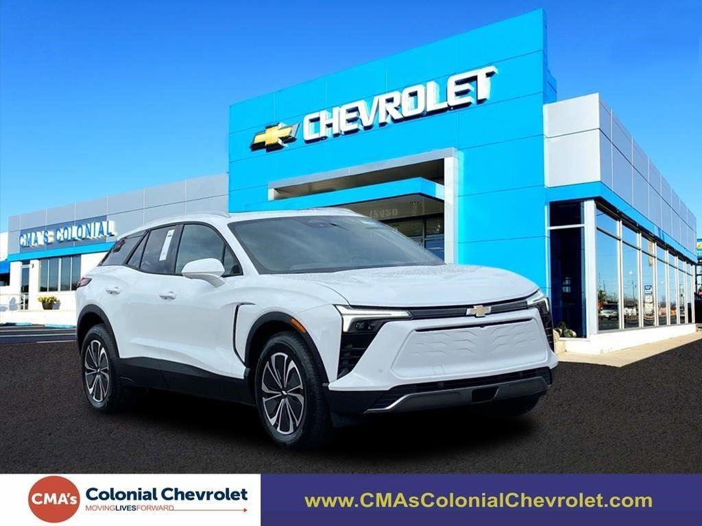 Summit White 2025 Chevrolet Blazer EV SUV / Crossover All-Wheel Drive Automatic