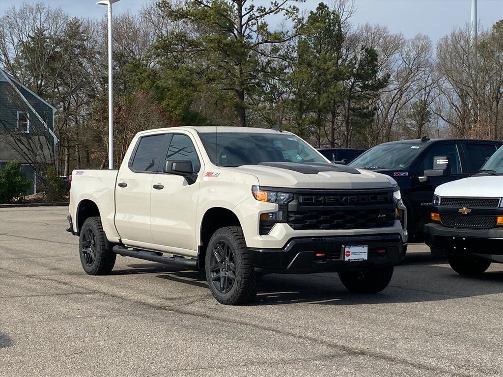 2026 Chevrolet Silverado 1500 Custom Trail Boss Crew Cab 4WD