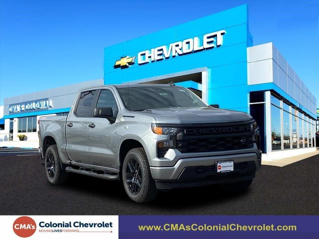 Sterling Gray Metallic 2026 Chevrolet Silverado 1500 Pickup Truck Four-Wheel Drive 8-Speed Automatic