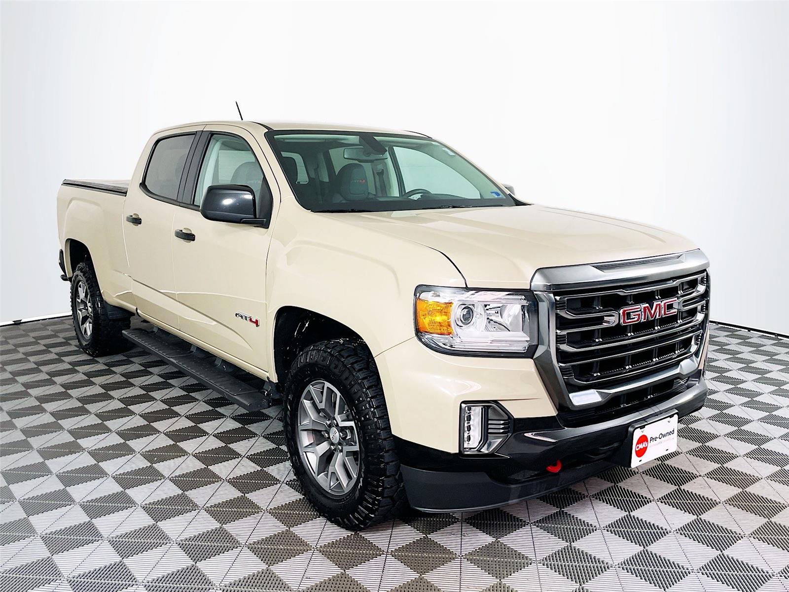 2022 GMC Canyon AT4 Crew Cab 4WD with Leather