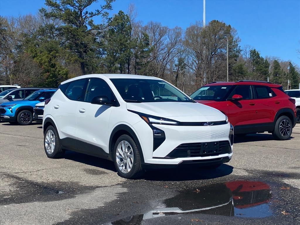 2027 Chevrolet Bolt LT FWD