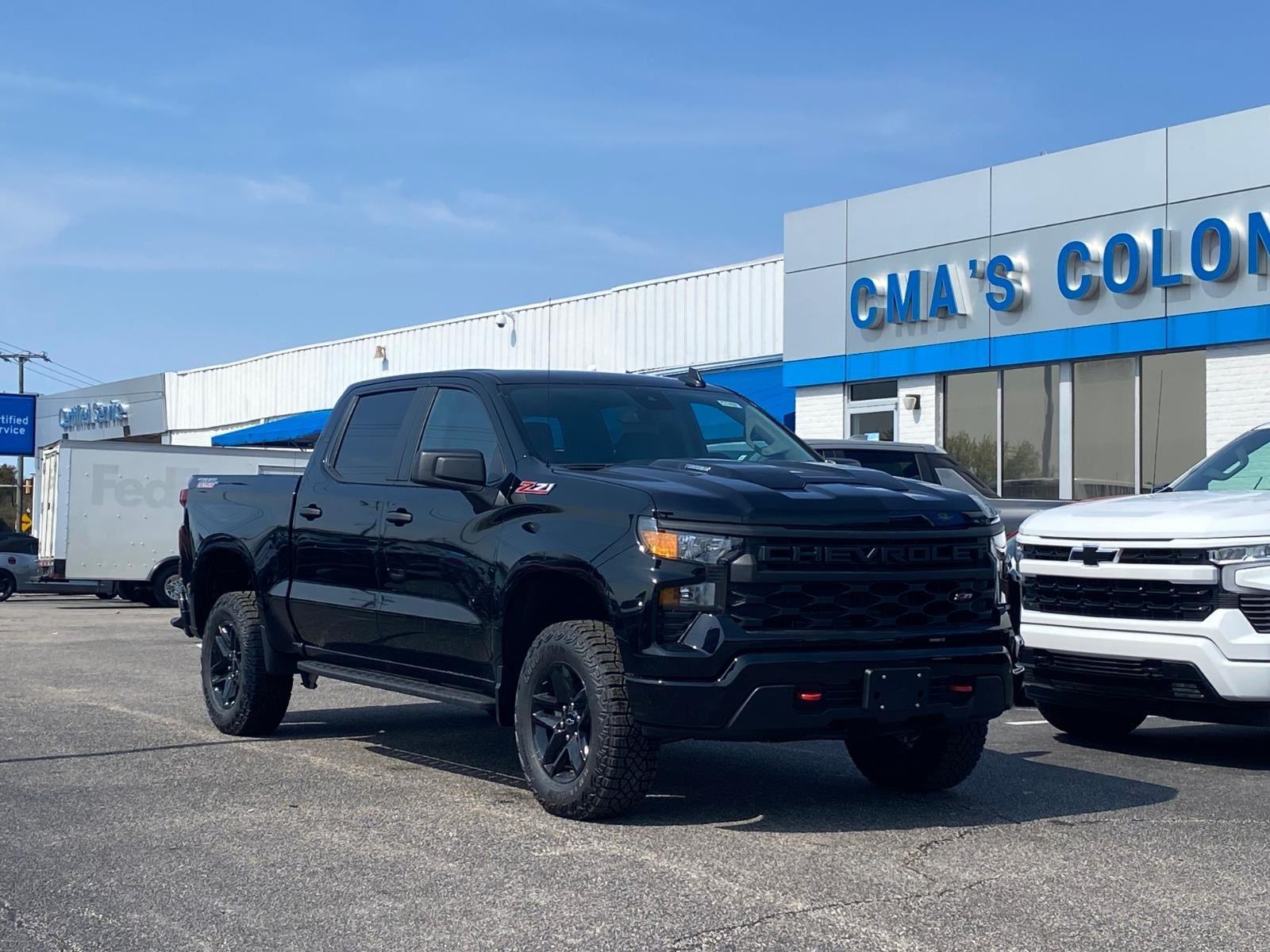 Black 2026 Chevrolet Silverado 1500 Custom Trail Boss Crew Cab 4WD Pickup Truck Four-Wheel Drive 8-Speed Automatic
