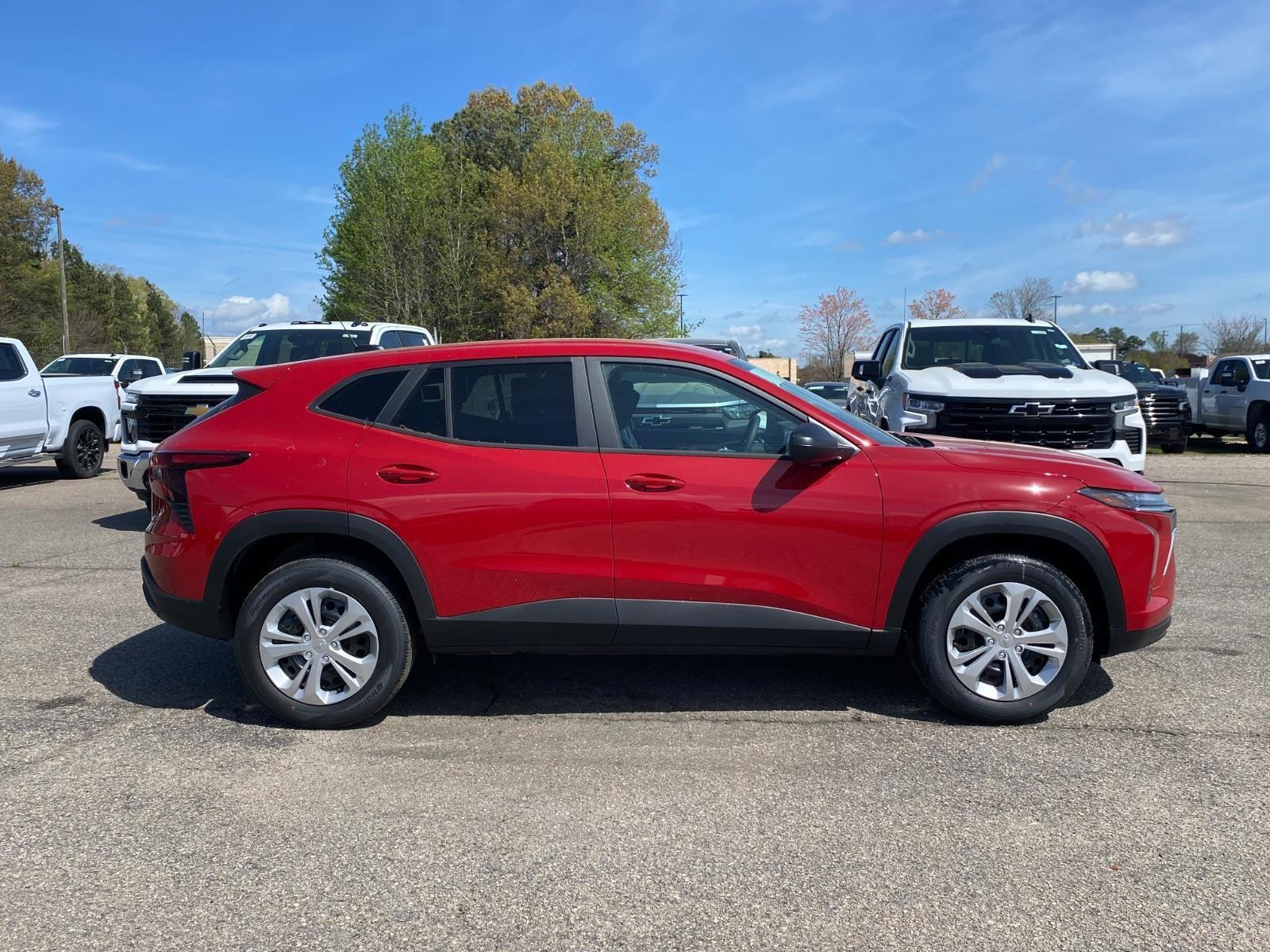 View vehicle photo 2