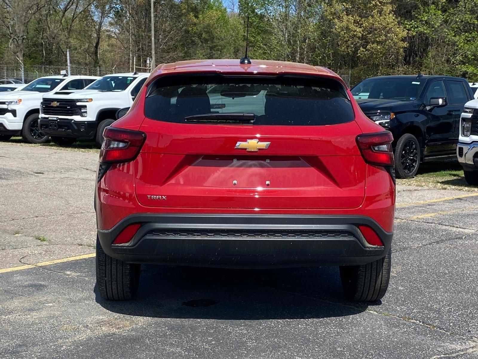 View vehicle photo 4