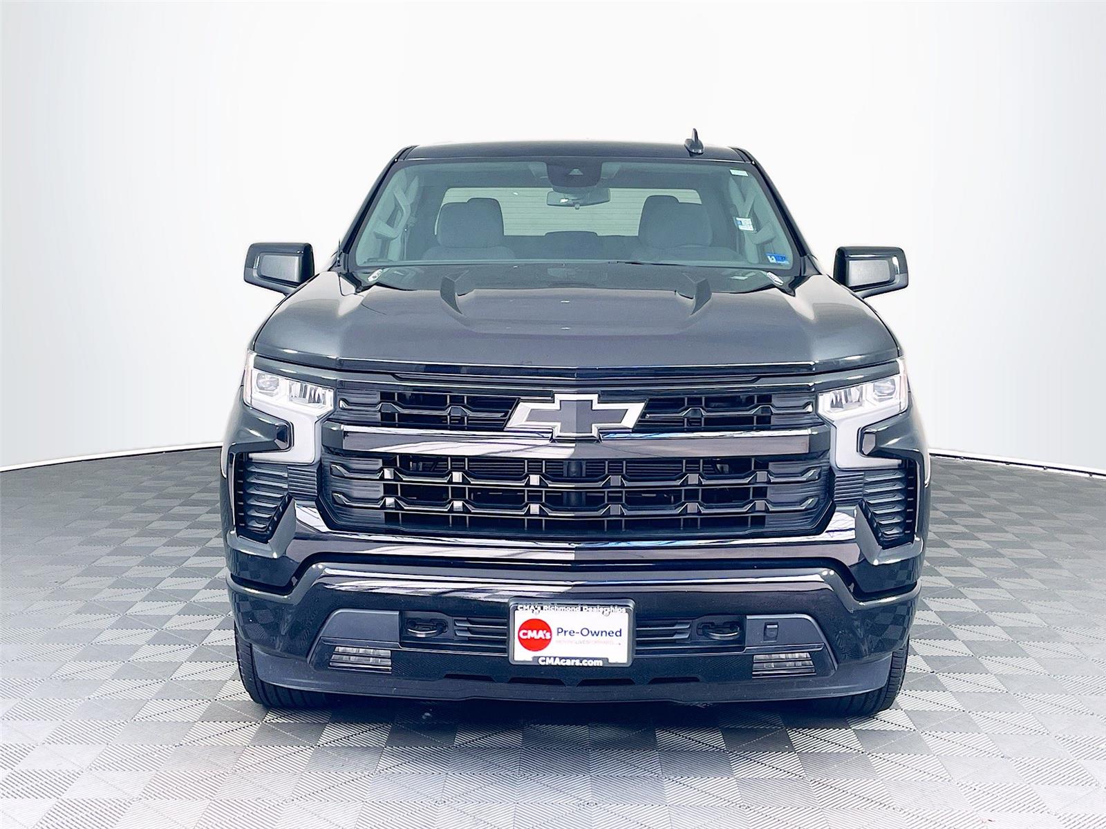 View vehicle photo 2