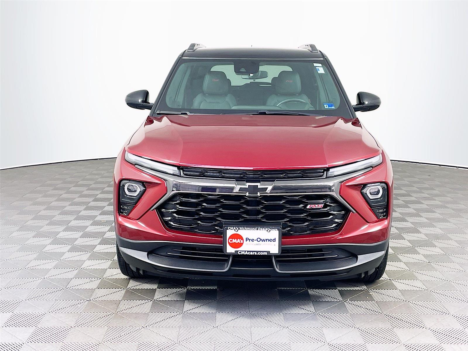 View vehicle photo 2