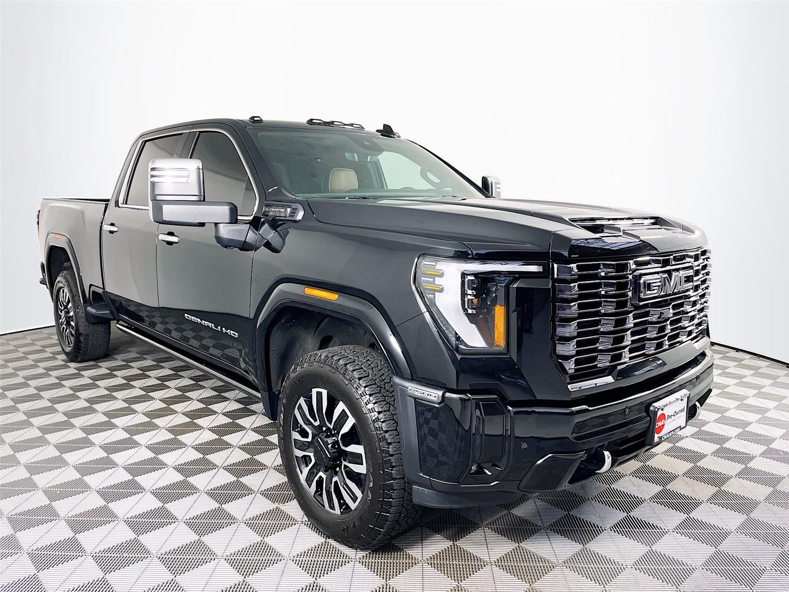 2026 GMC Sierra 2500HD Denali Ultimate Crew Cab 4WD
