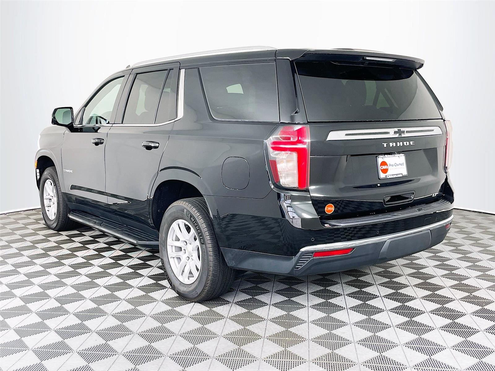 View vehicle photo 6