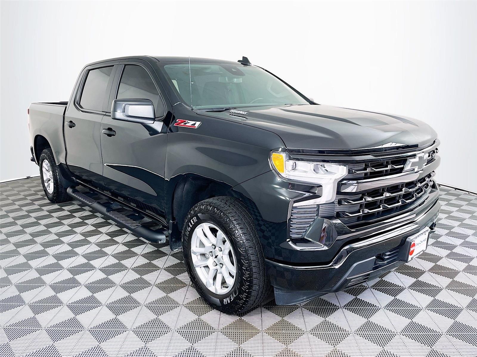 2025 Chevrolet Silverado 1500 RST Crew Cab 4WD