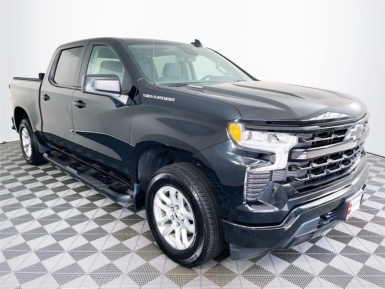 2025 Chevrolet Silverado 1500 RST Crew Cab 4WD