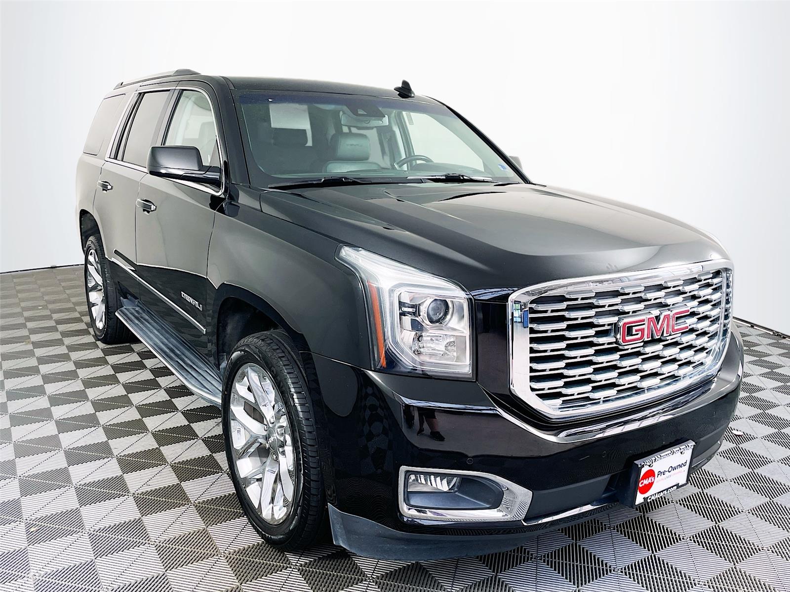 Onyx Black 2019 GMC Yukon Denali 4WD SUV / Crossover Four-Wheel Drive Automatic