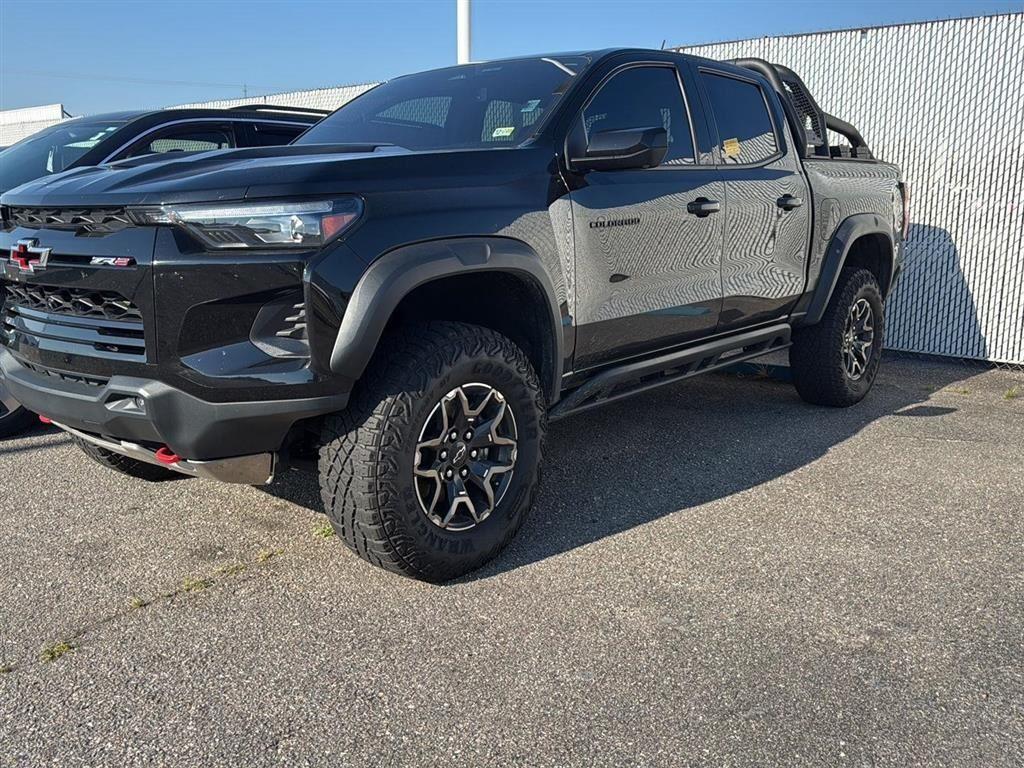 Black 2024 Chevrolet Colorado Pickup Truck Four-Wheel Drive