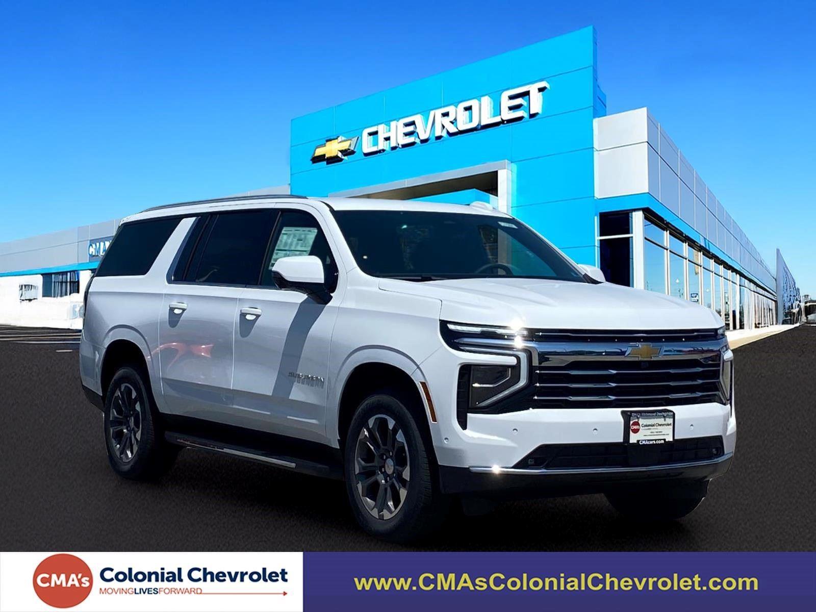Summit White 2026 Chevrolet Suburban SUV / Crossover Four-Wheel Drive Automatic