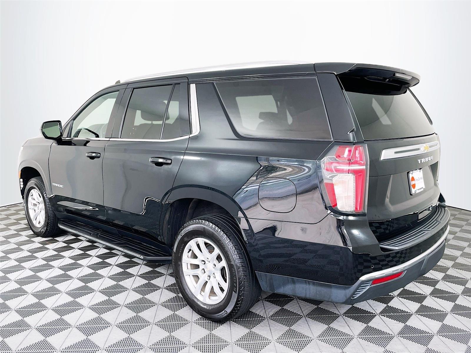 View vehicle photo 6