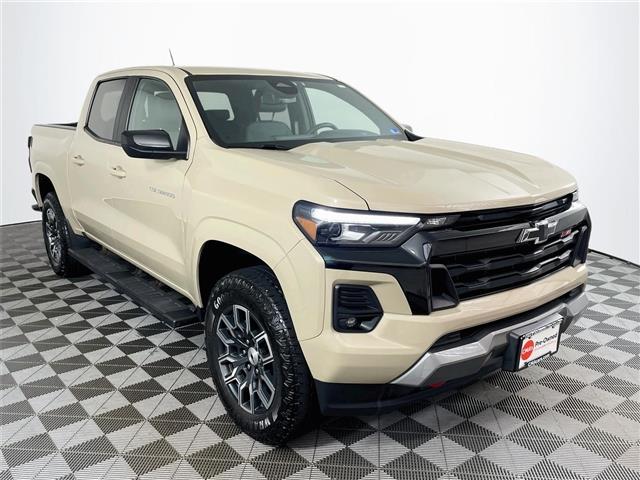 Harvest Bronze Metallic 2024 Chevrolet Colorado Pickup Truck Four-Wheel Drive 8-Speed Automatic