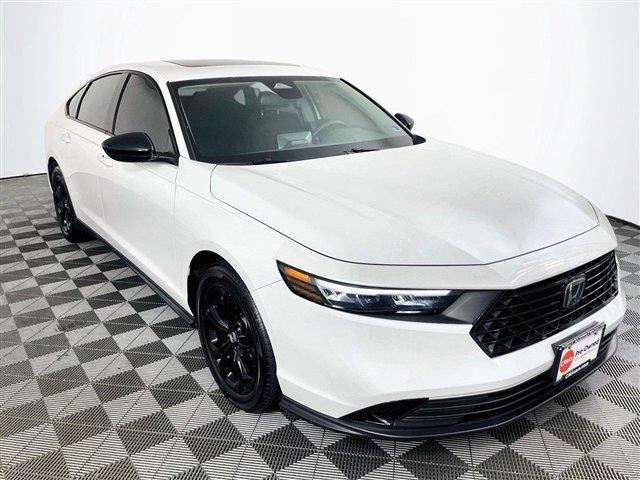 Platinum White Pearl 2025 Honda Accord Sedan Front-Wheel Drive Continuously Variable Transmission
