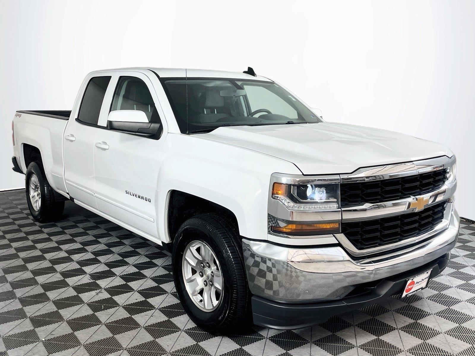 Summit White 2018 Chevrolet Silverado 1500 Pickup Truck Four-Wheel Drive 6-Speed Automatic