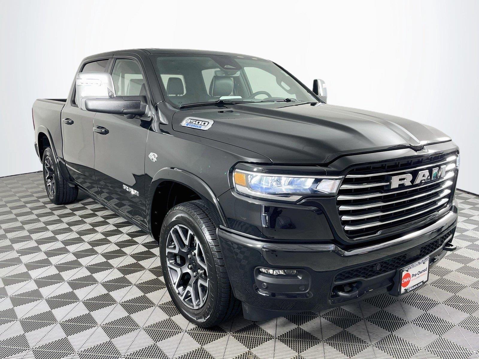  2026 RAM 1500 Laramie Crew Cab 4WD   