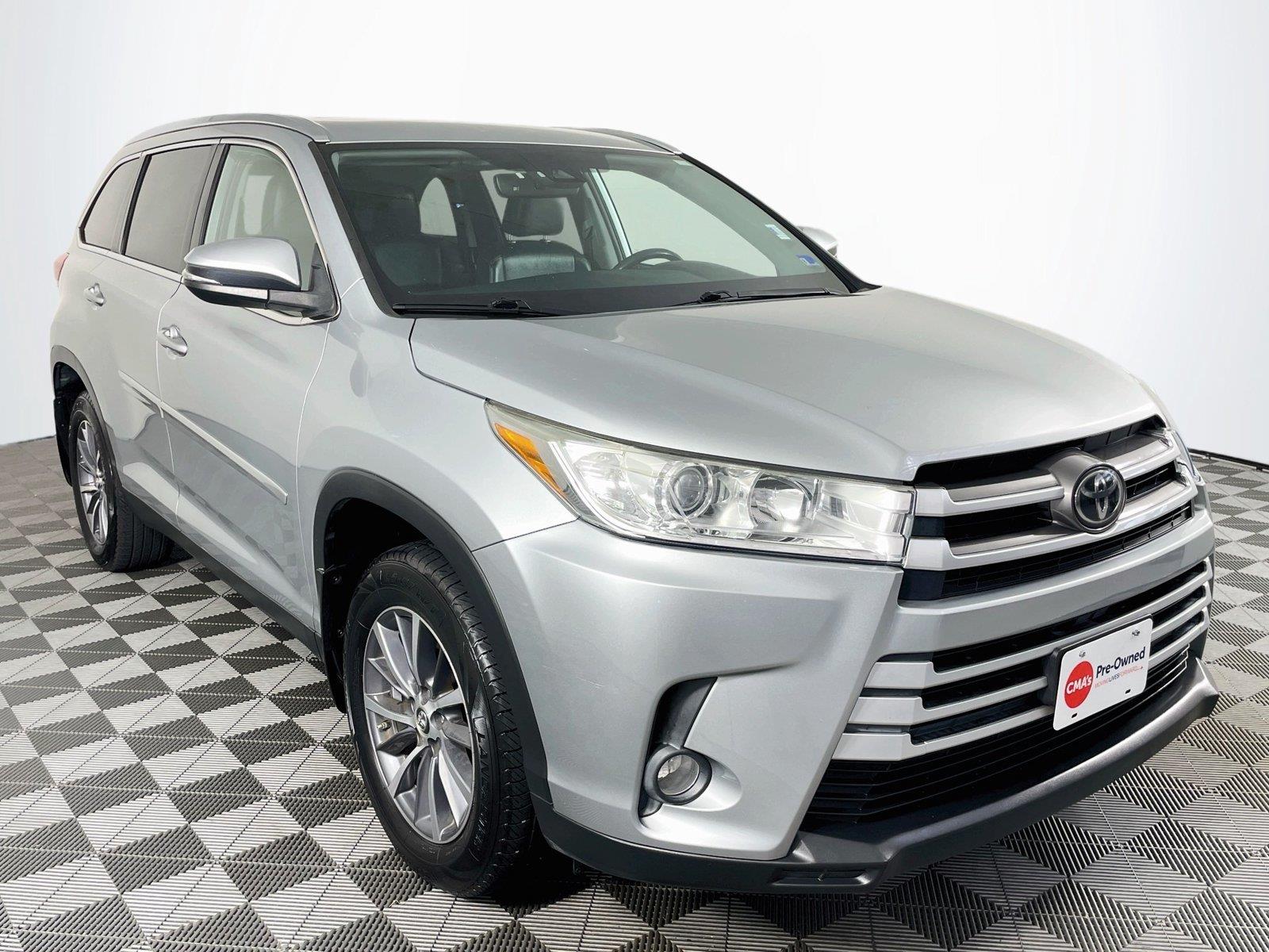 Celestial Silver Metallic 2019 Toyota Highlander SUV / Crossover All-Wheel Drive 8-Speed Automatic