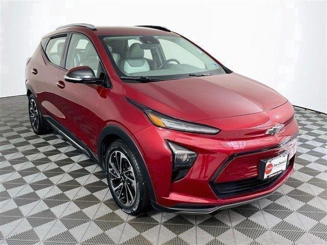 Cherry Red Tintcoat 2022 Chevrolet Bolt EUV Hatchback Front-Wheel Drive Automatic