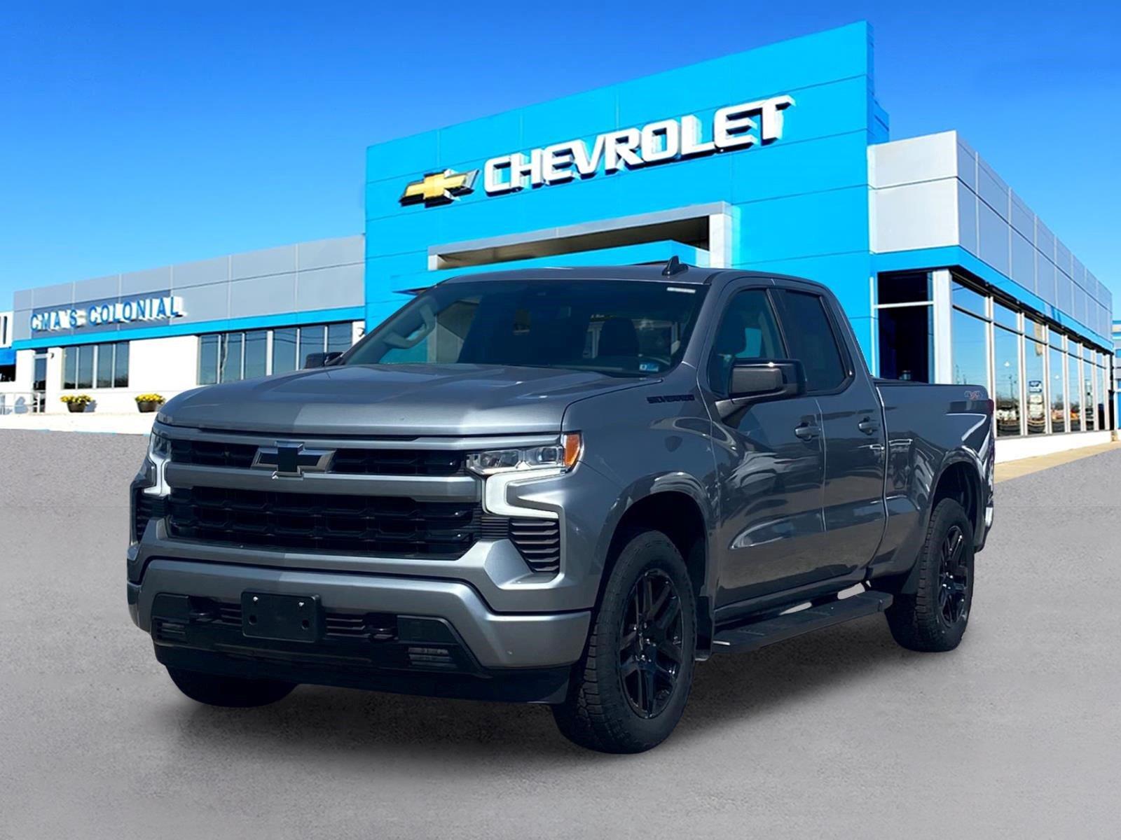 Sterling Gray Metallic 2024 Chevrolet Silverado 1500 Pickup Truck Four-Wheel Drive Automatic