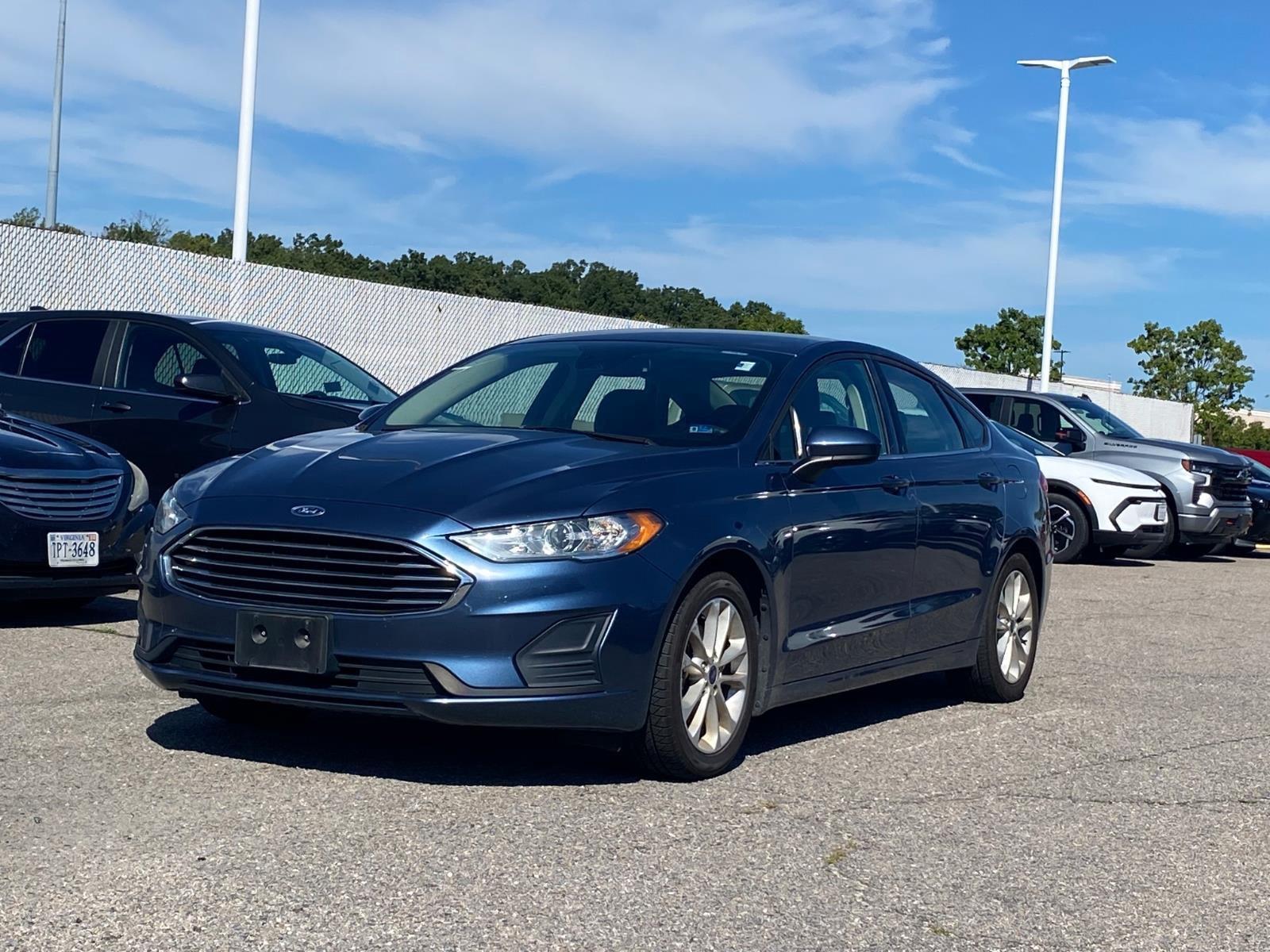 Blue 2019 Ford Fusion Sedan Front-Wheel Drive 6-Speed Automatic