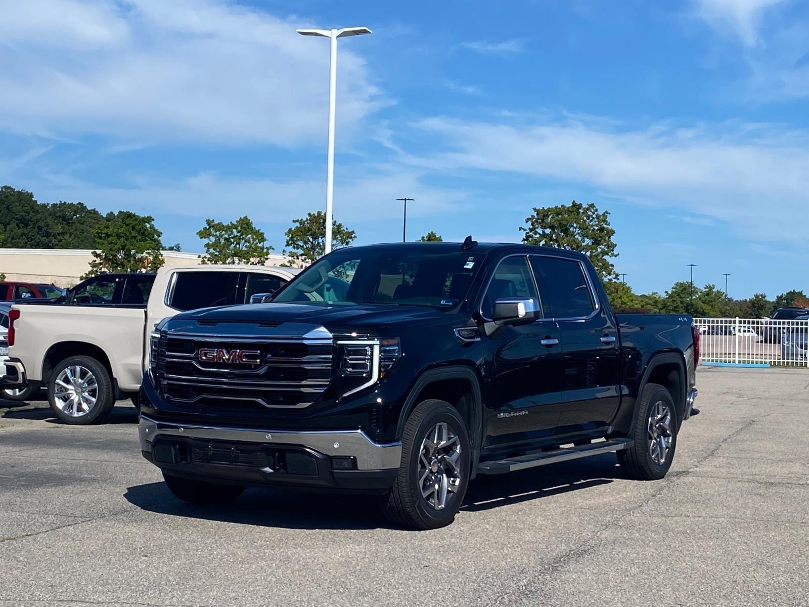 Onyx Black 2025 GMC Sierra 1500 Pickup Truck Four-Wheel Drive Automatic