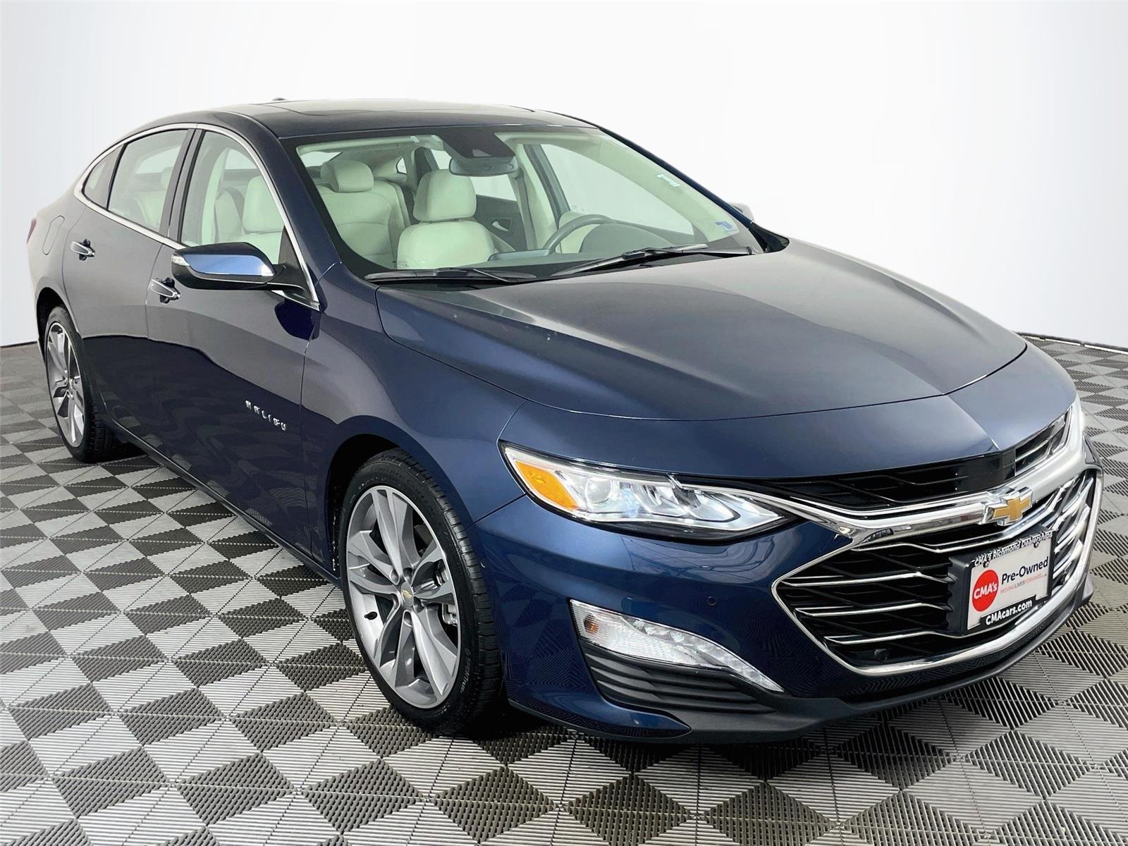 Northsky Blue Metallic 2022 Chevrolet Malibu Sedan Front-Wheel Drive 9-Speed Automatic