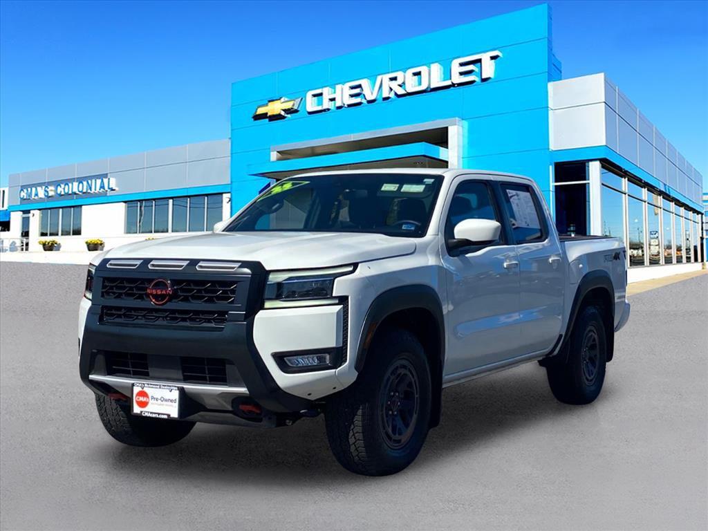 Glacier White 2025 Nissan Frontier Pickup Truck Four-Wheel Drive Automatic