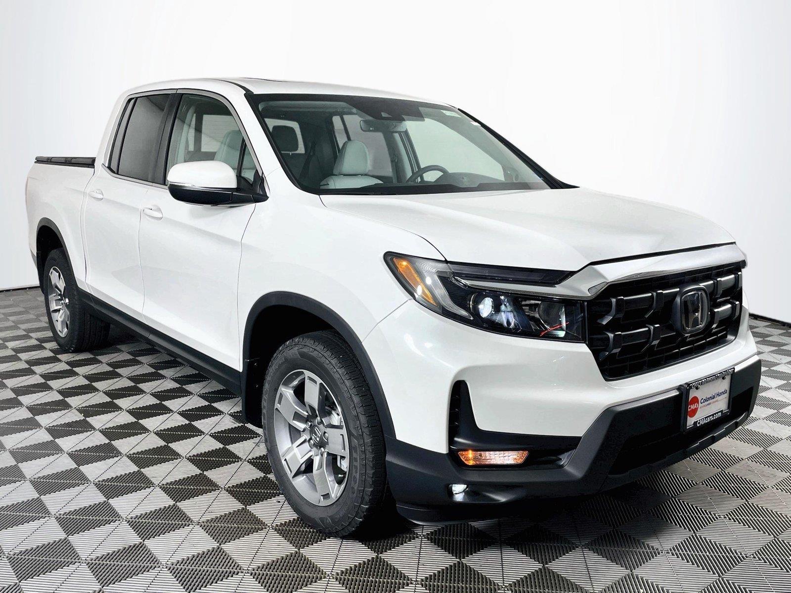 Platinum White Pearl 2026 Honda Ridgeline Pickup Truck All-Wheel Drive Automatic