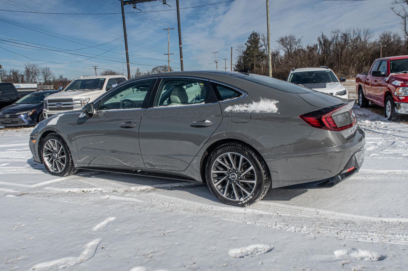 2022 Hyundai SONATA Limited