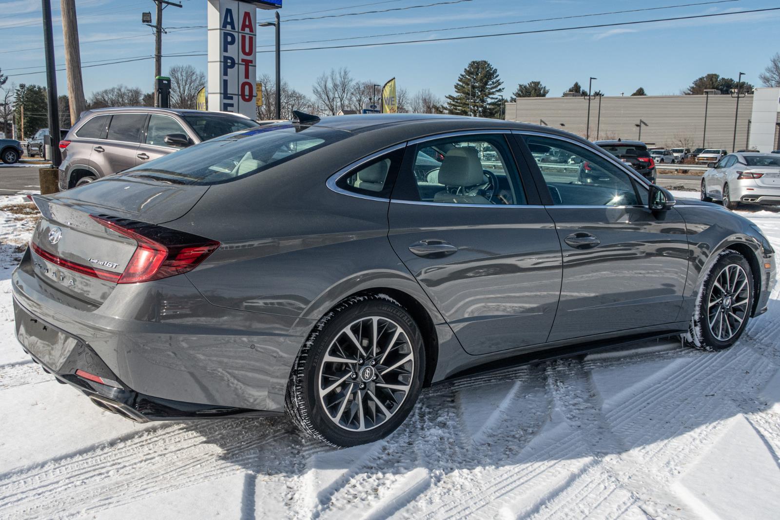 2022 Hyundai SONATA Limited